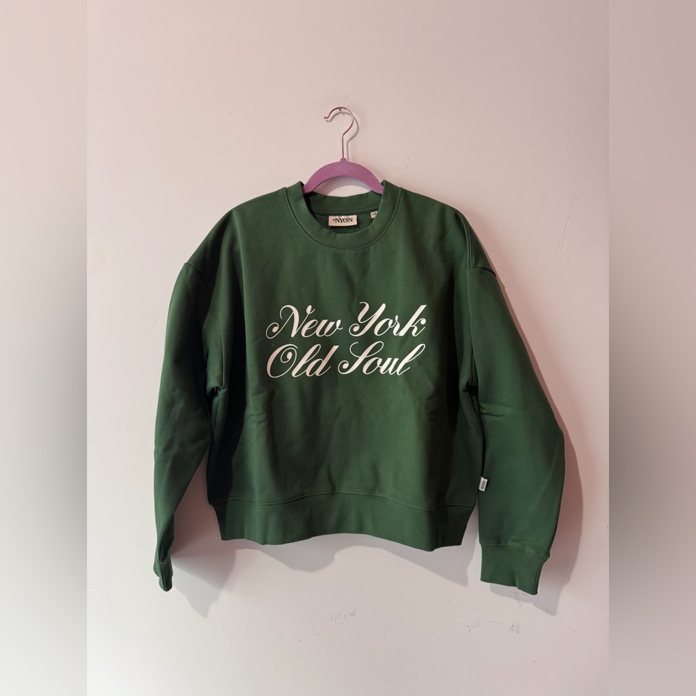 NWT New York or Nowhere Old Soul Crewneck
